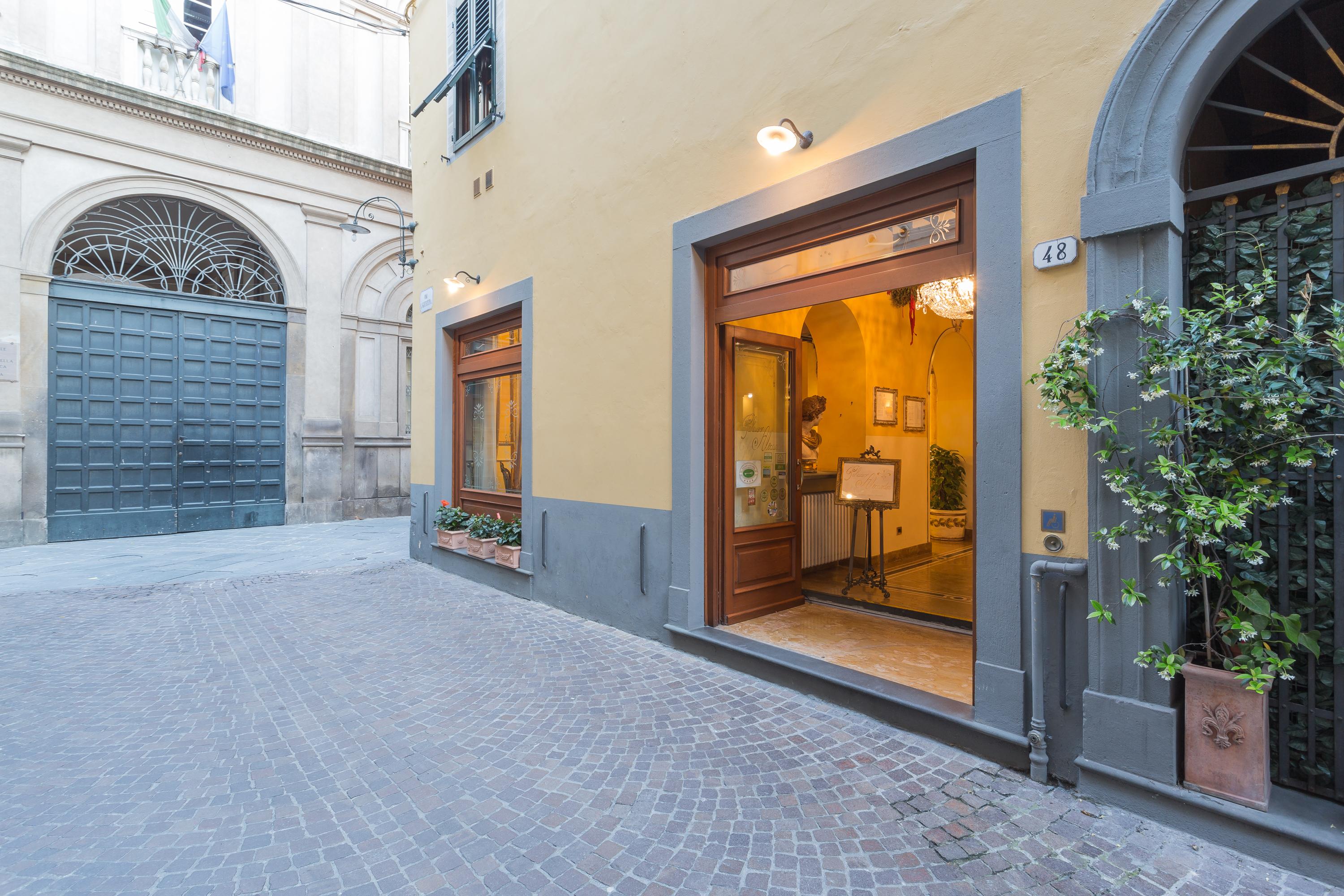 Hotel Palazzo Alexander Lukka Zewnętrze zdjęcie