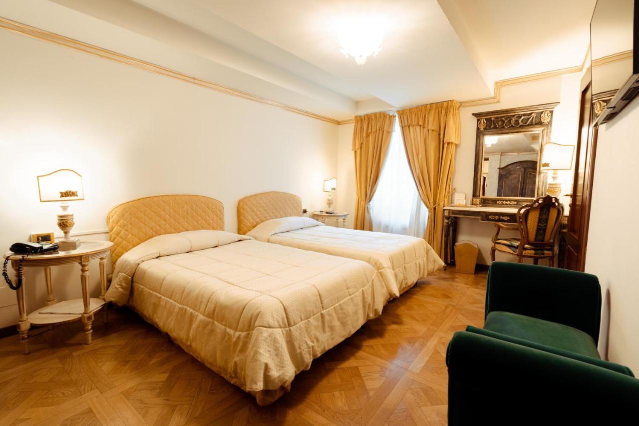 Hotel Palazzo Alexander Lukka Zewnętrze zdjęcie