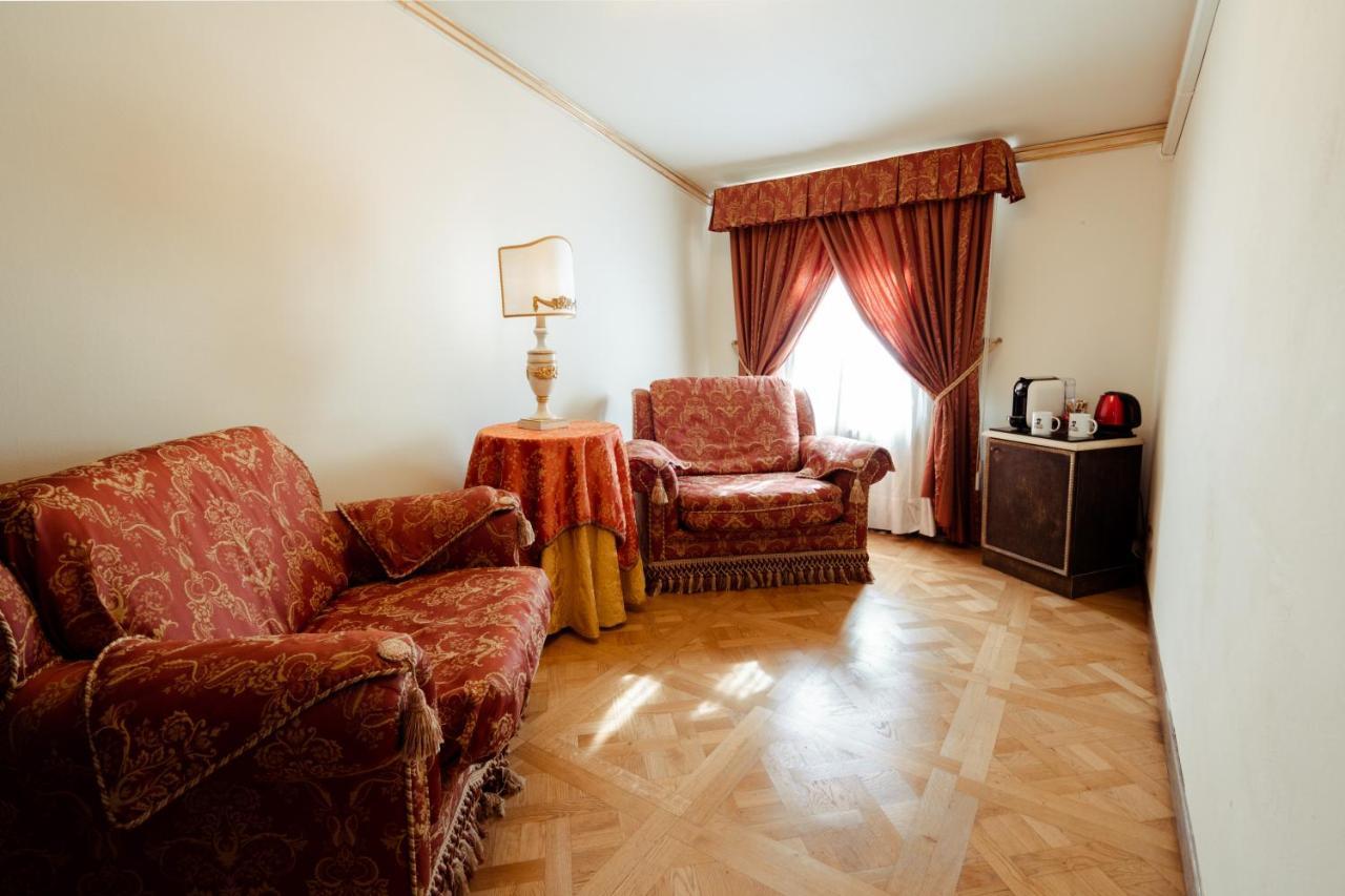 Hotel Palazzo Alexander Lukka Zewnętrze zdjęcie